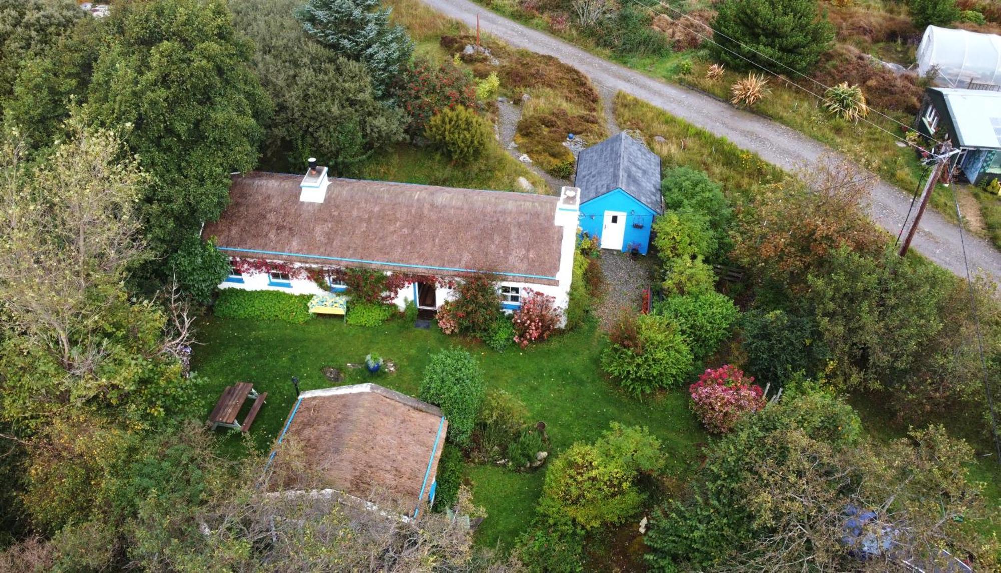 The Rockhouse - Cosy Stone Built Thatch Cottage Dungloe Luaran gambar